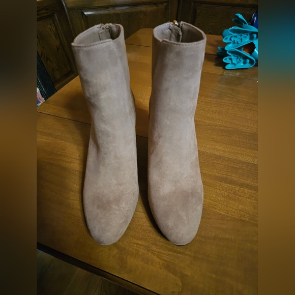 Booties - Picture 3 of 5